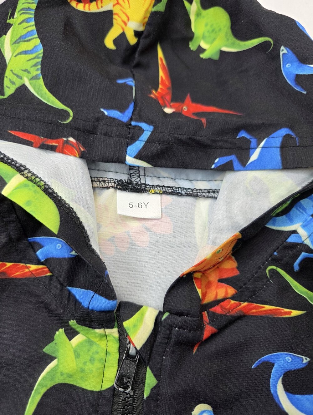 Amazon Boy's Black Hoodie with Colorful Dinosaur Print Size 5-6 years CS-3613 - Picture 3 of 5